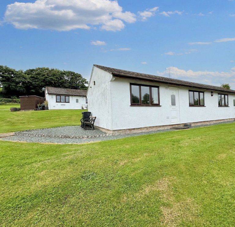 Lakeside Cottages, Moelfre